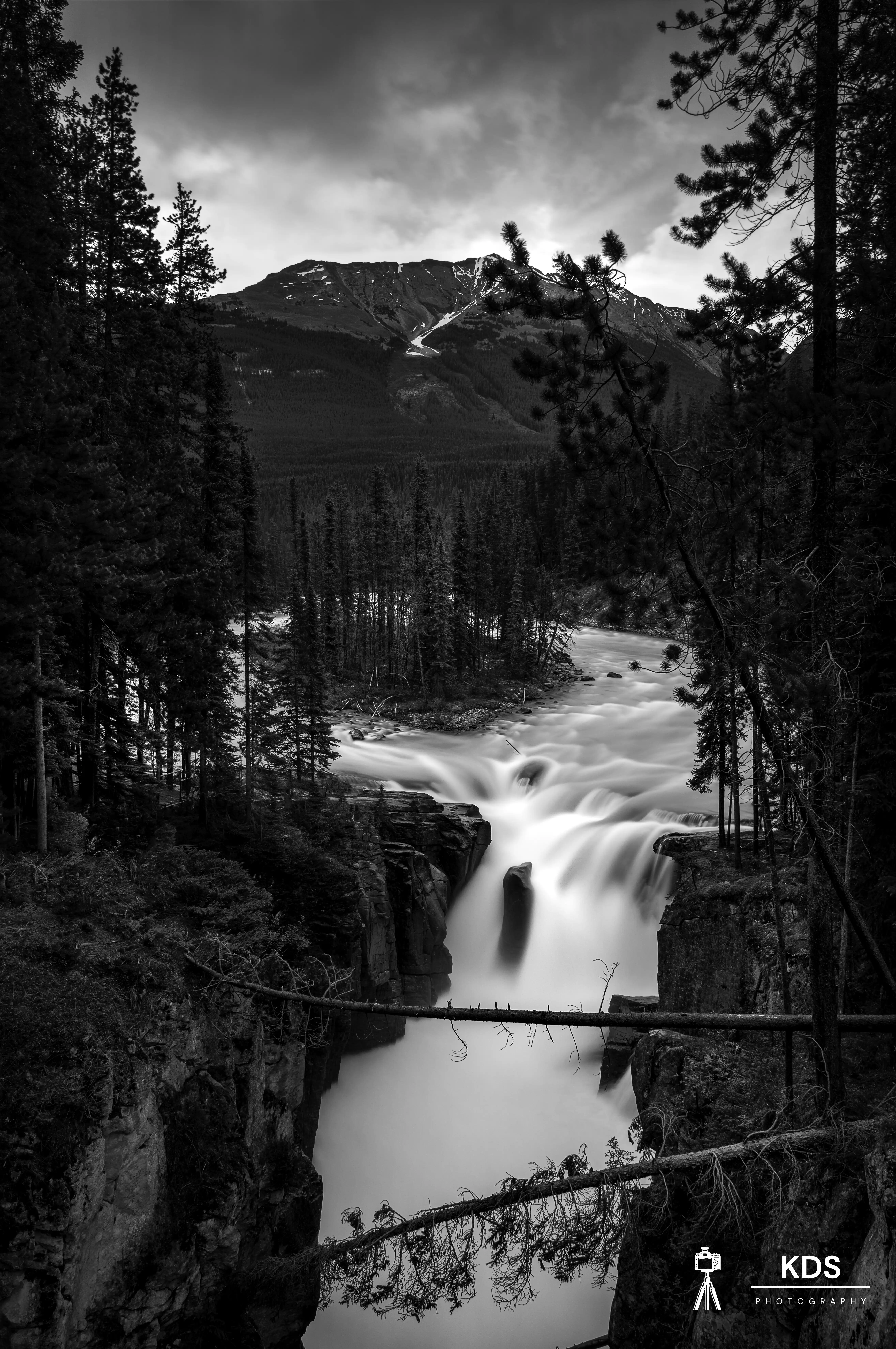 Sunwapta Falls Normal Sky B&W